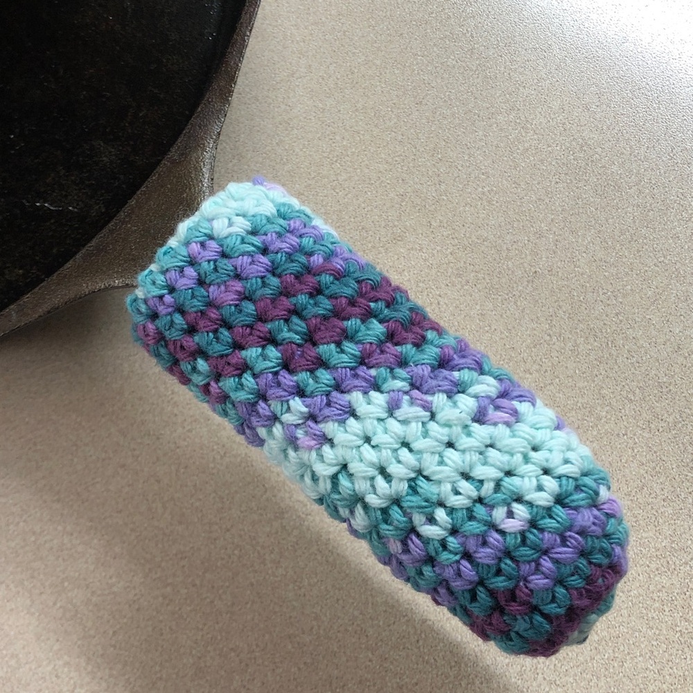 Cast iron Pan Handle holder in Purple and Blue great for camping double thick